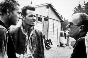 MV5BMTY5OTUzMTUwN15BMl5BanBnXkFtZTYwNTE3NzQ2._V1_SY298_SX450_AL_